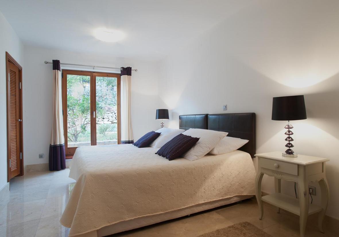 - Ana Appartement Milna (Brac)