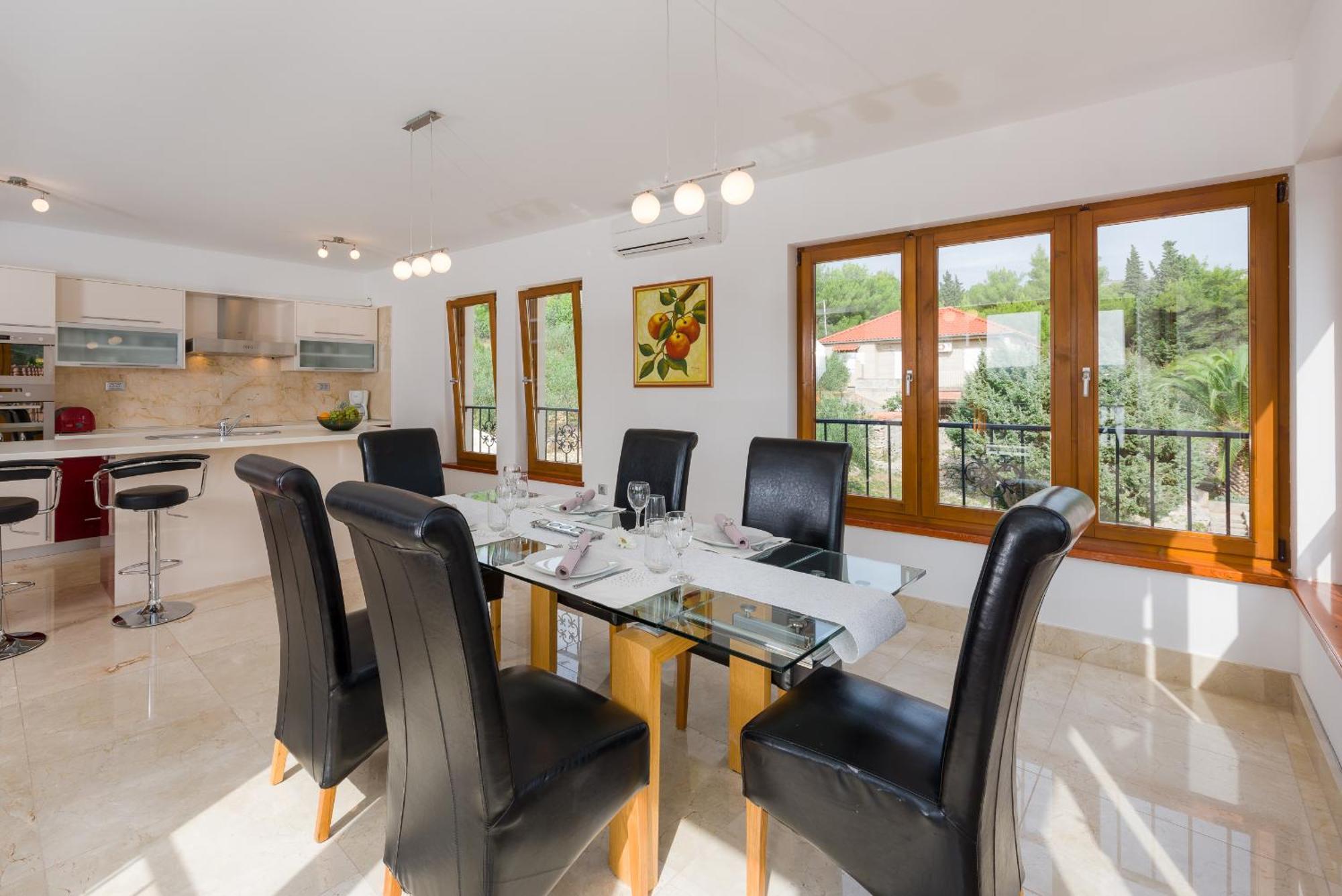 - Ana Appartement Milna (Brac)
